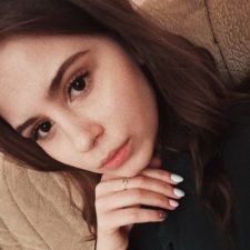 Графический дизайнер, нейроиллюстратор